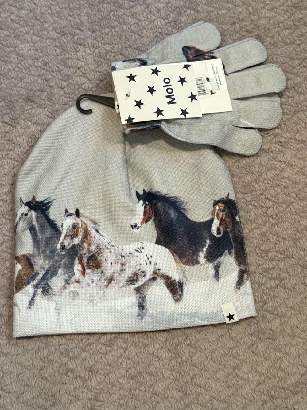 MOLO Grey Horse Print Girls Beanie & Gloves Set 🐴 🩶✨